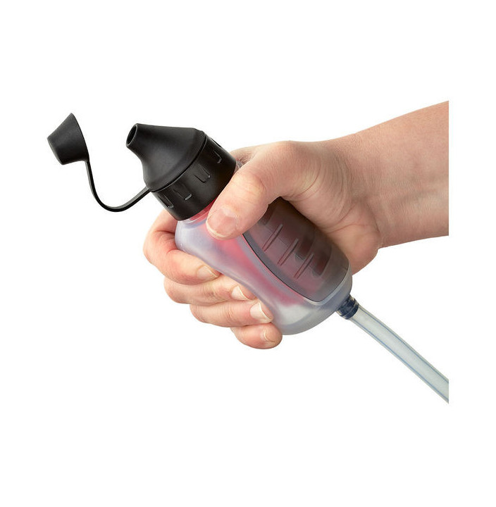 TRAILSHOT™ POCKET-SIZED WATER FILTER
