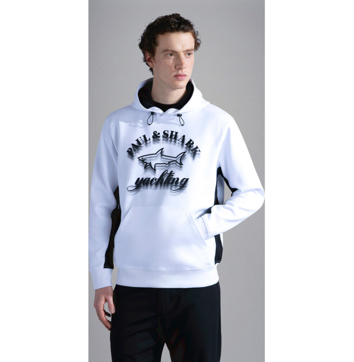 HOODED SWEATSHIRT