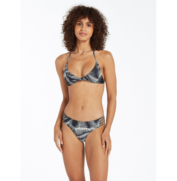 STAY OR LEAF TRI