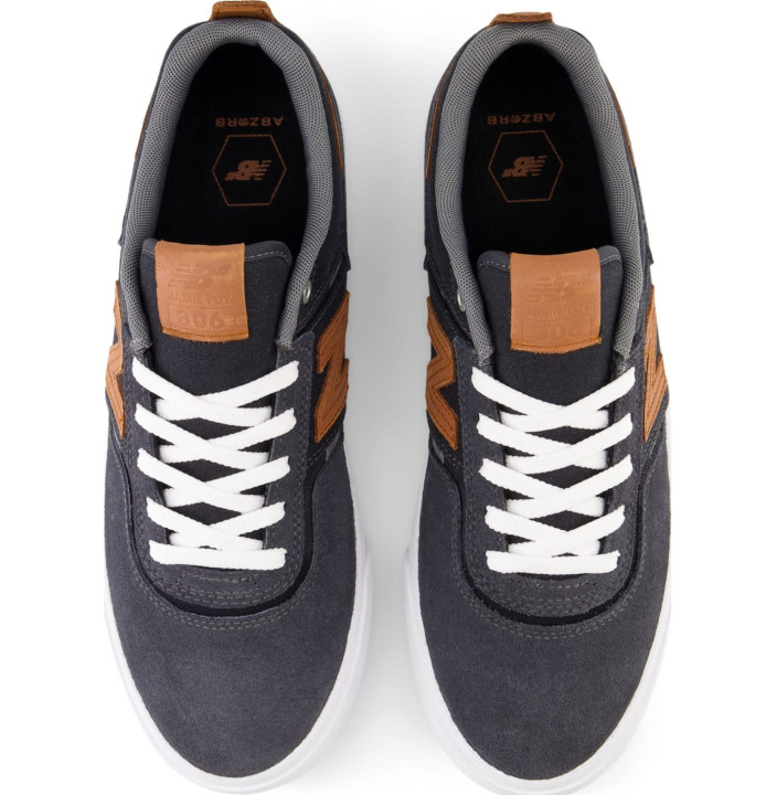 NB NUMERIC JAMIE FOY 306