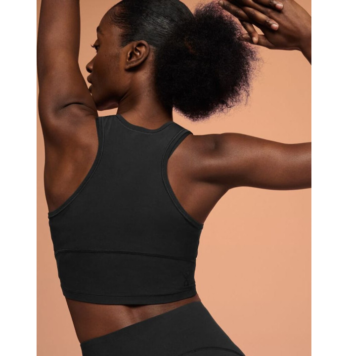 MOVEMENT CROP