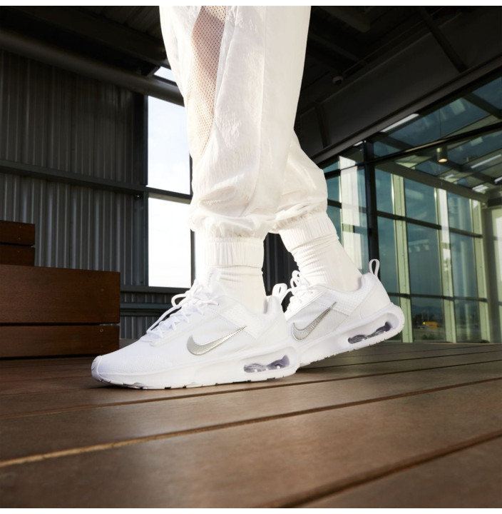 NIKE AIR MAX INTRLK LITE WOMEN