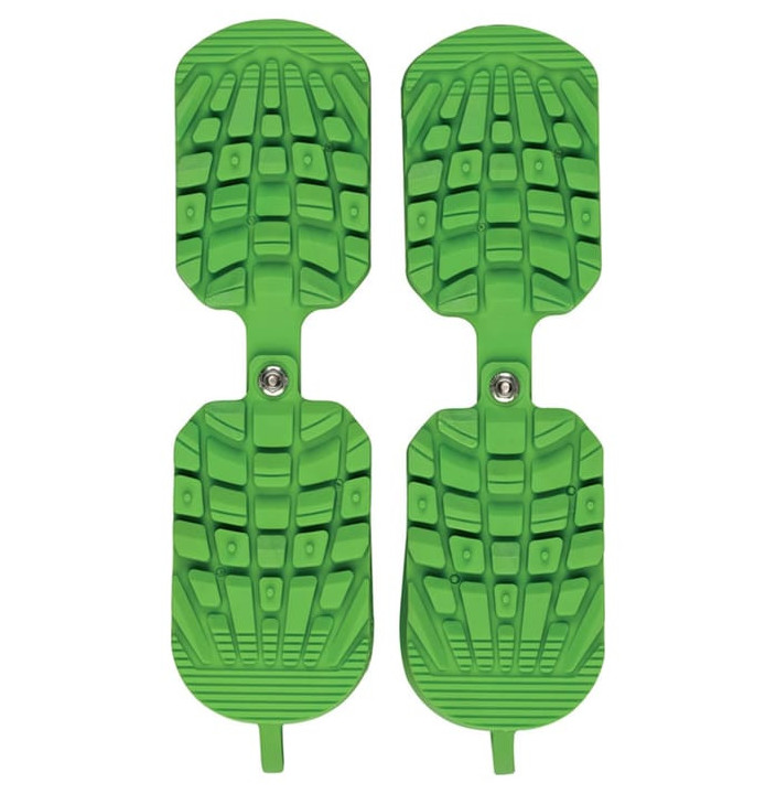 SKI BOOTS TRACTION