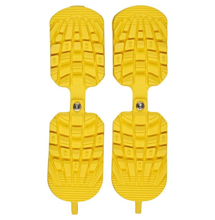 SKI BOOTS TRACTION