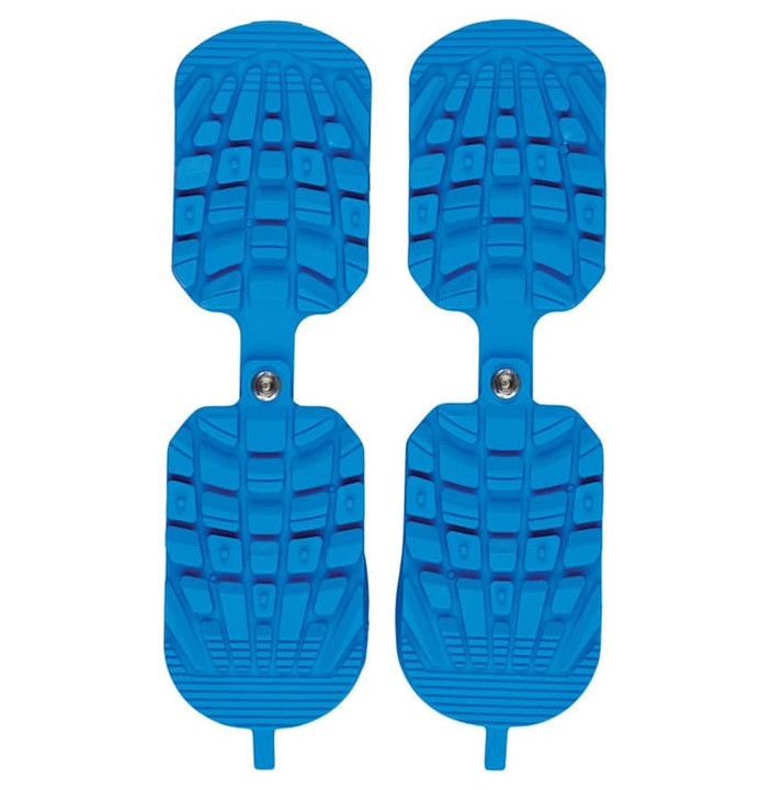SKI BOOTS TRACTION
