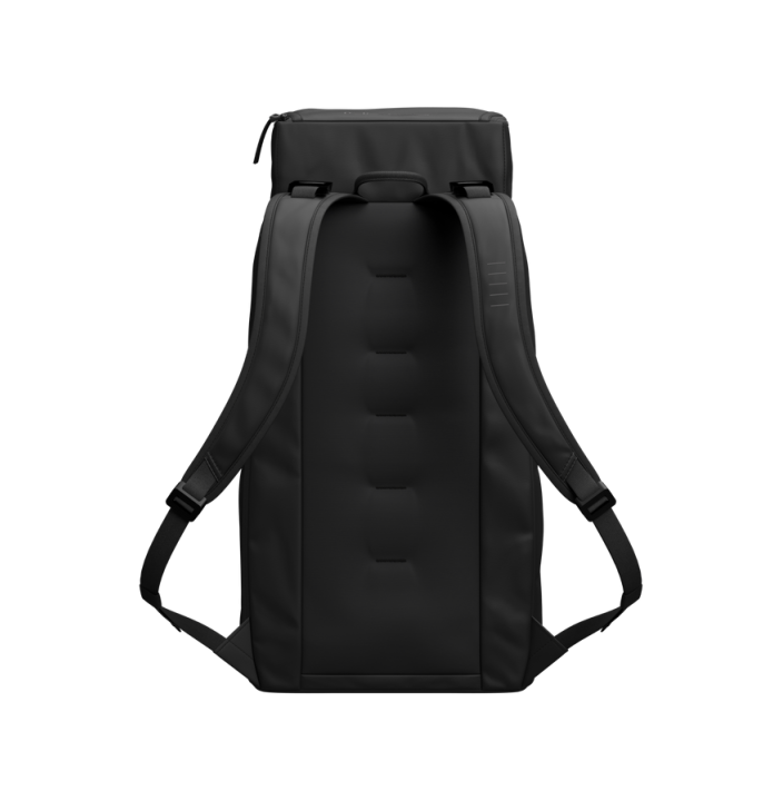 HUGGER BACKPACK 30L