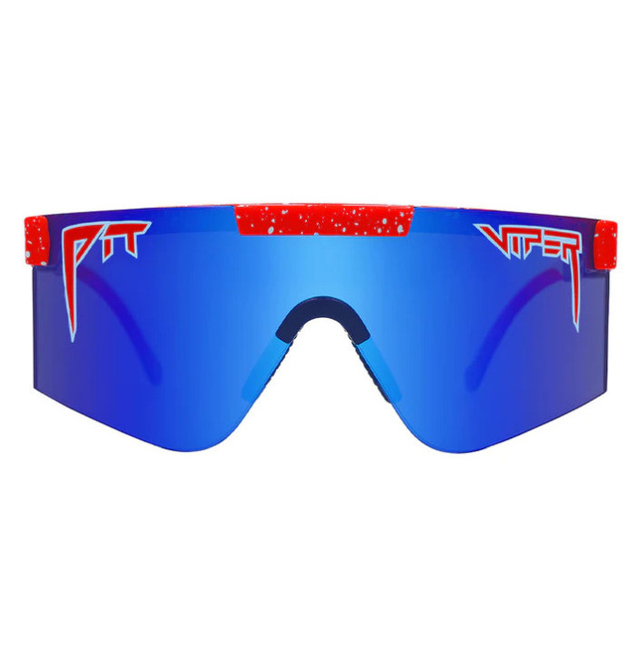 THE 2000S POLARIZED