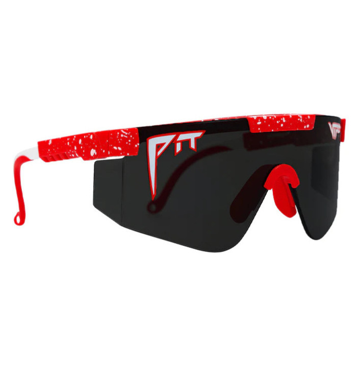 THE 2000S POLARIZED