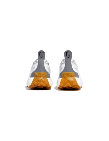 the 001 W
