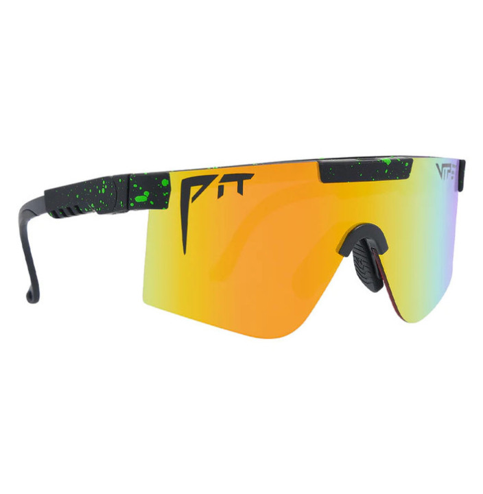 THE 2000S POLARIZED
