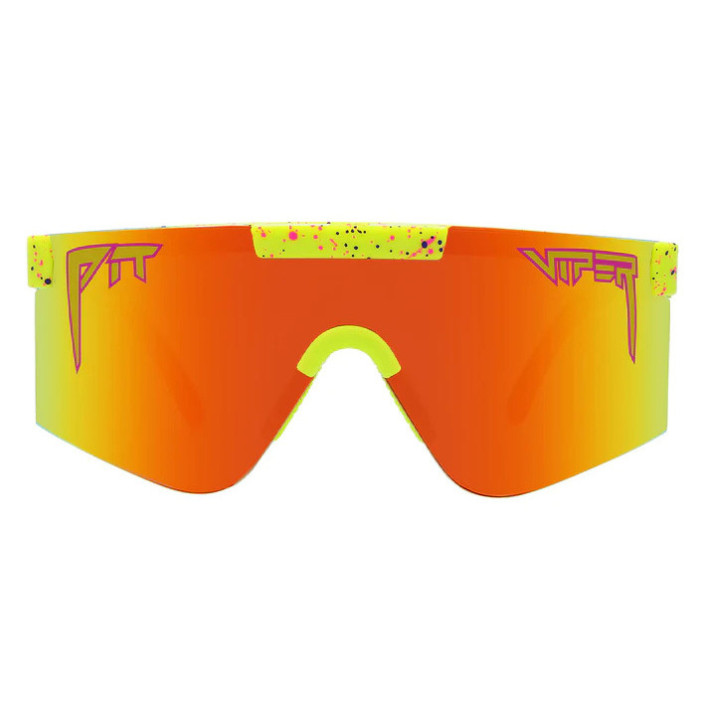 THE 2000S POLARIZED