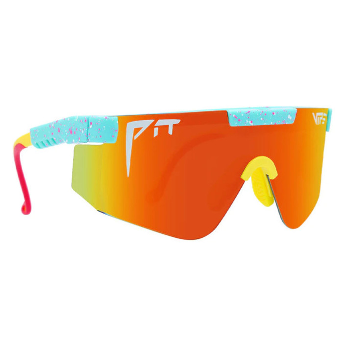 THE 2000S POLARIZED