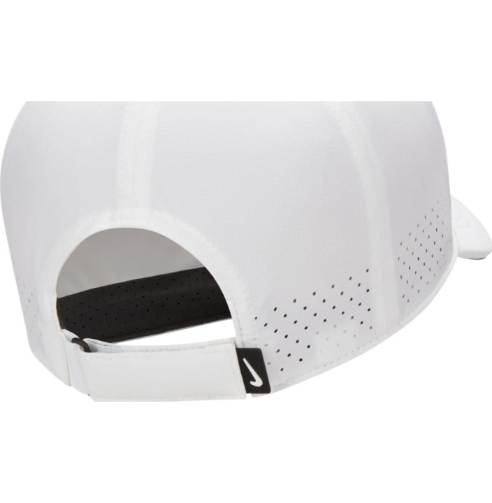 NIKE DRI-FIT ADV CLUB