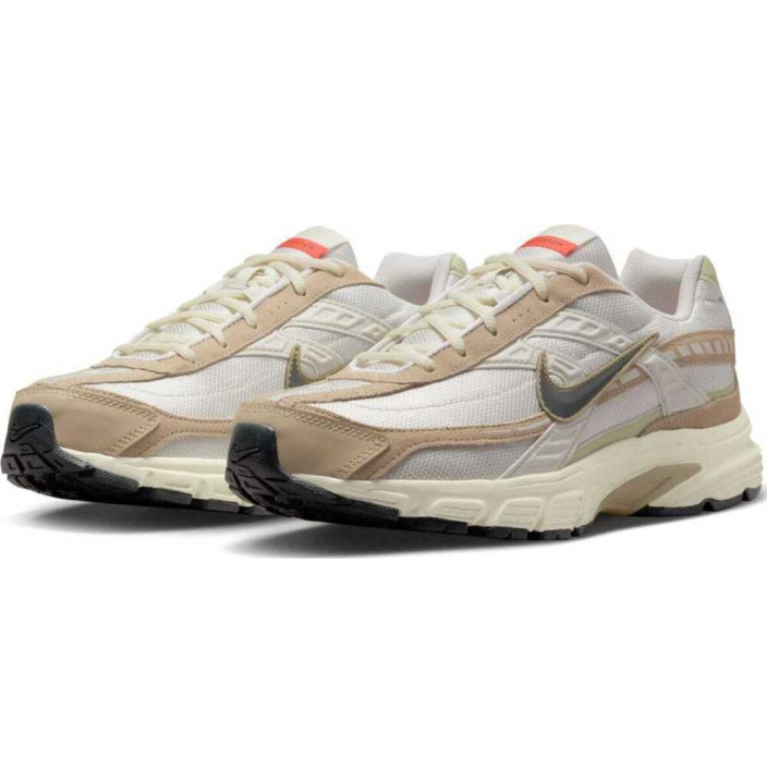 NIKE INITIATOR