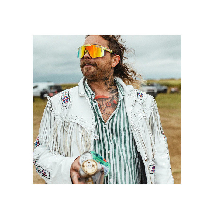 THE 2000S POLARIZED