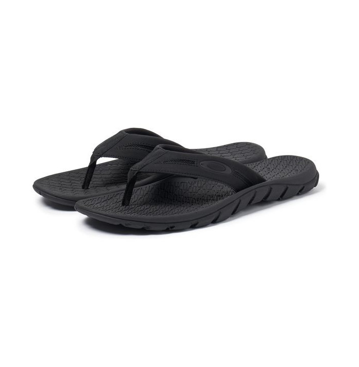 COLLEGE FLIP FLOP