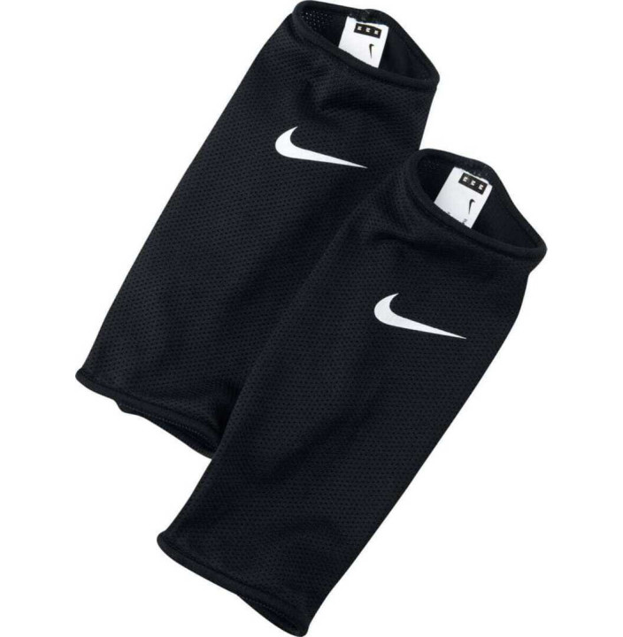 GUARD LOCK SOCCER SLEEVES