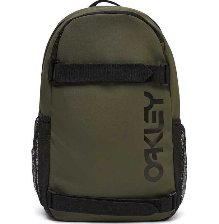 THE FRESHMAN SKATE BACKPACK