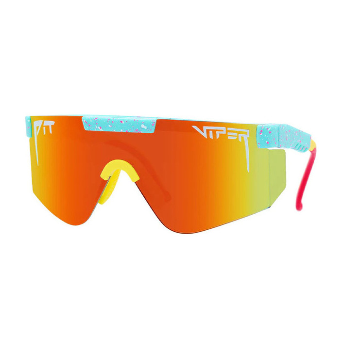THE 2000S POLARIZED