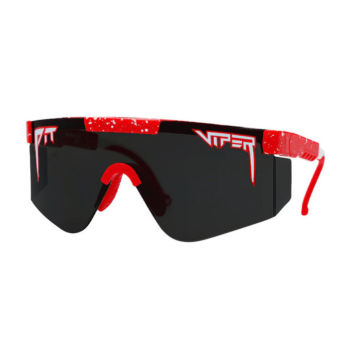 THE 2000S POLARIZED
