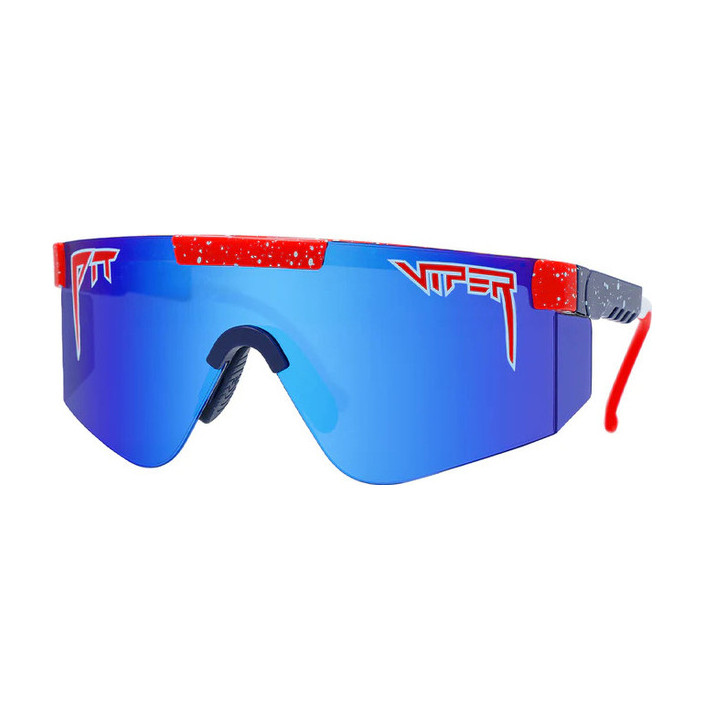 THE 2000S POLARIZED