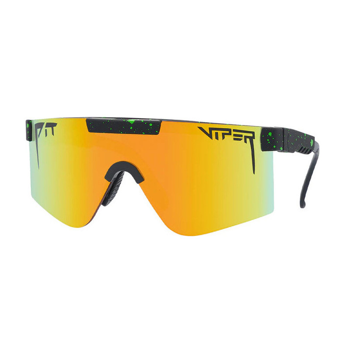 THE 2000S POLARIZED