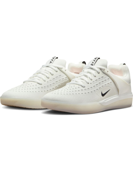 NIKE SB ZOOM NYJAH 3