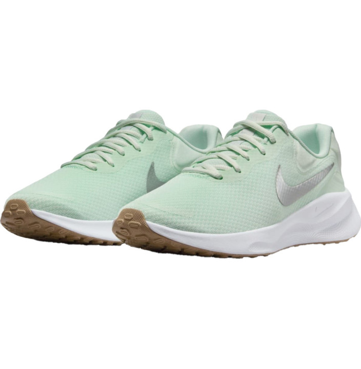 NIKE REVOLUTION 7