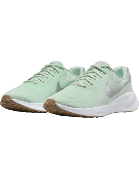 NIKE REVOLUTION 7