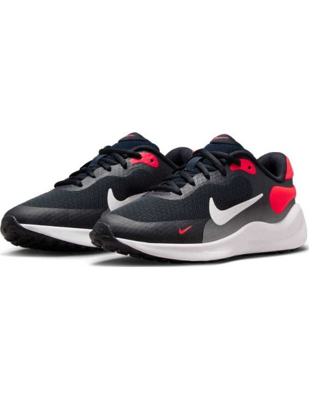 NIKE REVOLUTION 7  GS NIKE REVOLUTION 7  GS