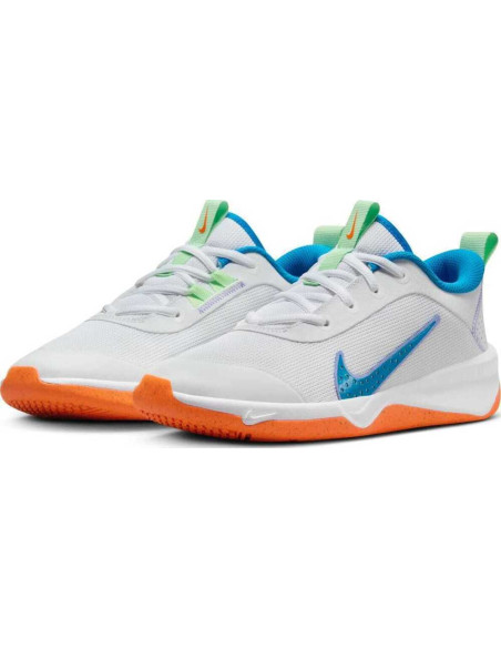 NIKE OMNI MULTI-COURT BIG KIDS