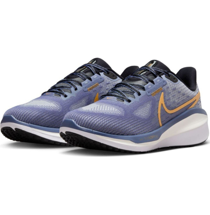 NIKE VOMERO 17