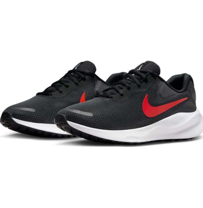 NIKE REVOLUTION 7