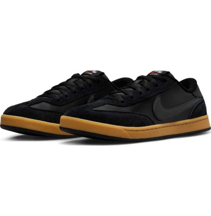 NIKE SB FC CLASSIC