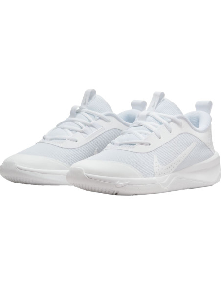 NIKE OMNI MULTI-COURT BIG KIDS