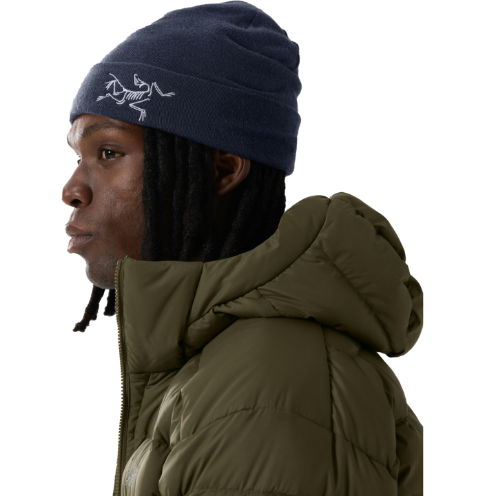 EMBROIDERED BIRD TOQUE