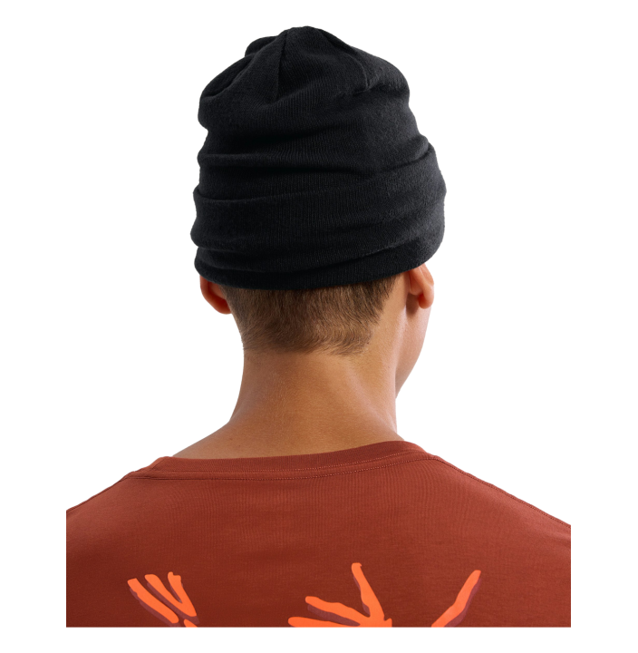 EMBROIDERED BIRD TOQUE