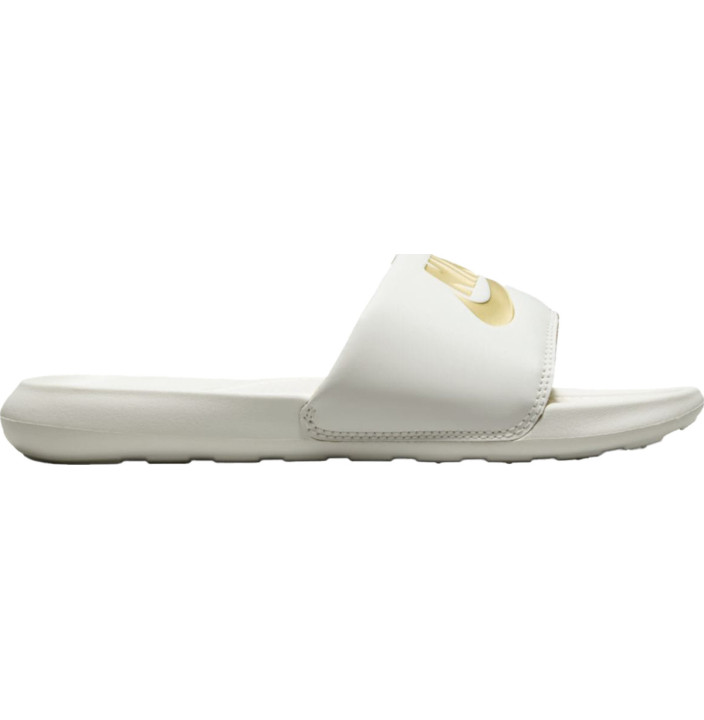 NIKE VICTORI ONE