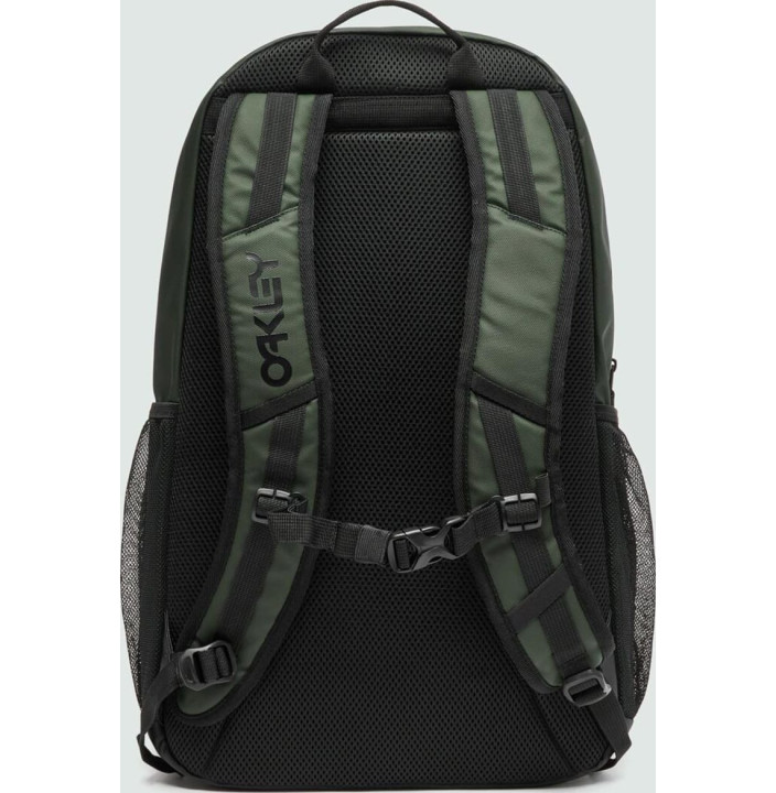 THE FRESHMAN SKATE BACKPACK