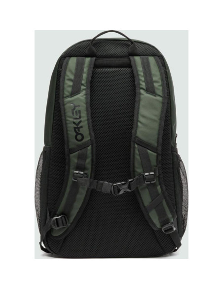 THE FRESHMAN SKATE BACKPACK