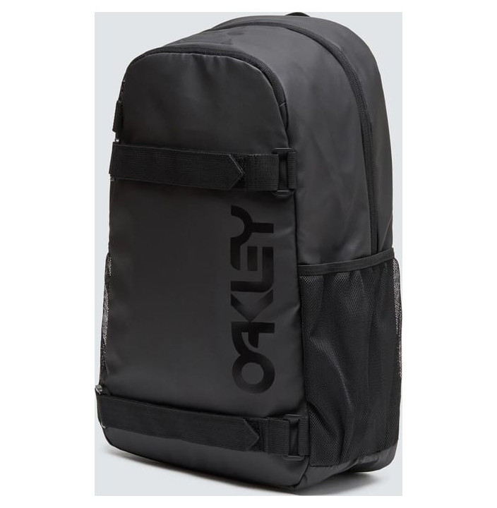 THE FRESHMAN SKATE BACKPACK