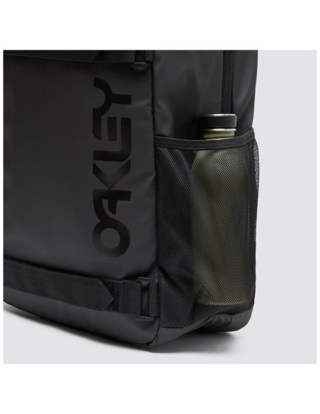 THE FRESHMAN SKATE BACKPACK