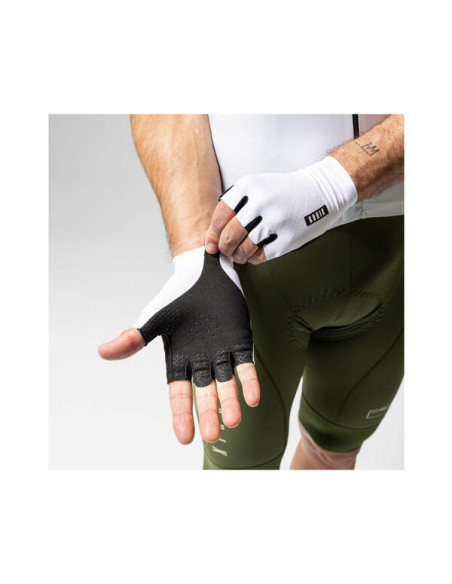 GUANTES CORTOS BLACK MAMBA