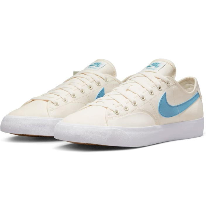 NIKE SB BLAZER COURT