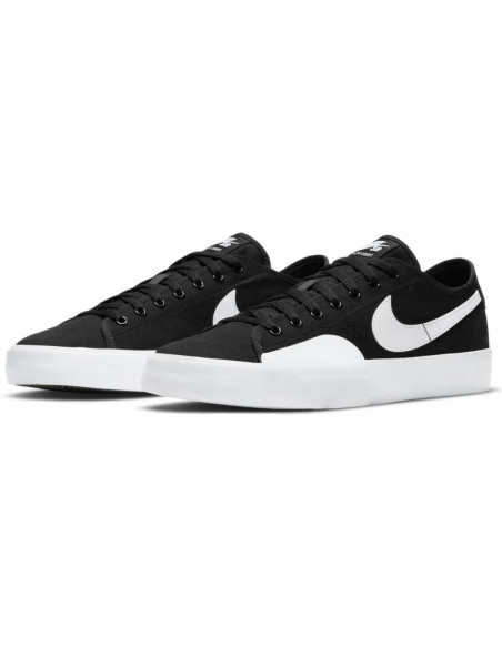 NIKE SB BLAZER COURT