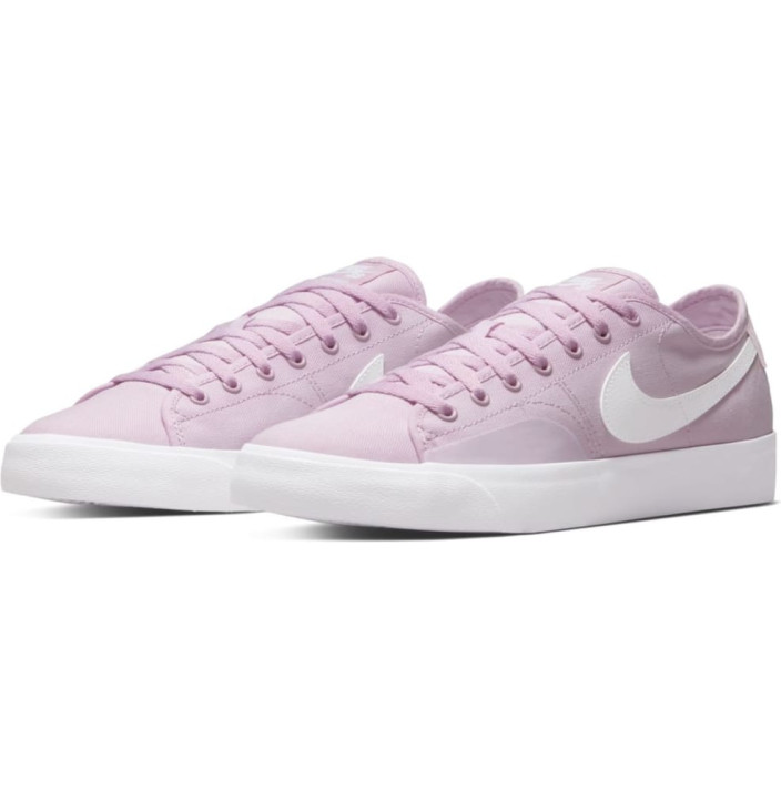 NIKE SB BLAZER COURT