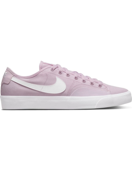 NIKE SB BLAZER COURT