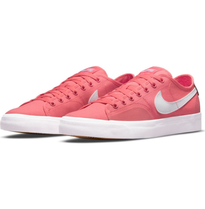 NIKE SB BLAZER COURT