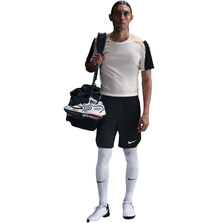 Nike Strike Men's Dri-FIT Global Fo