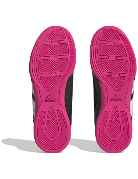 PREDATOR ACCURACY.4 IN SALA J